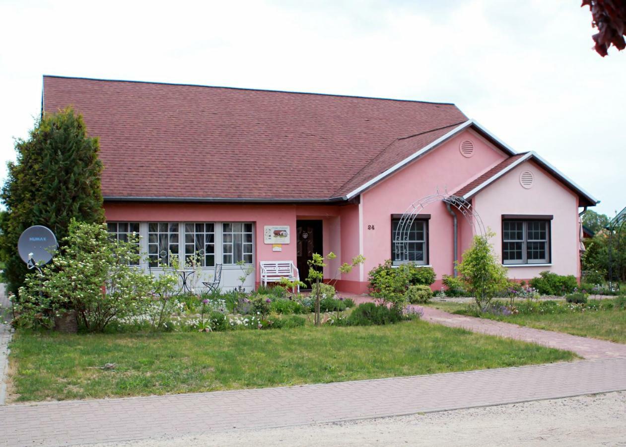 Ferienhaus Friedrichswalde מראה חיצוני תמונה